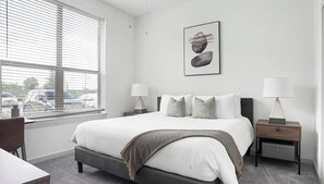 1 bedroom, desk, iron/ironing board, WiFi