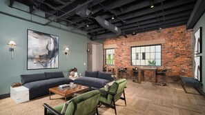 Interior - Landing | Incredible 1BD, Rooftop Lounge (Fort Worth)