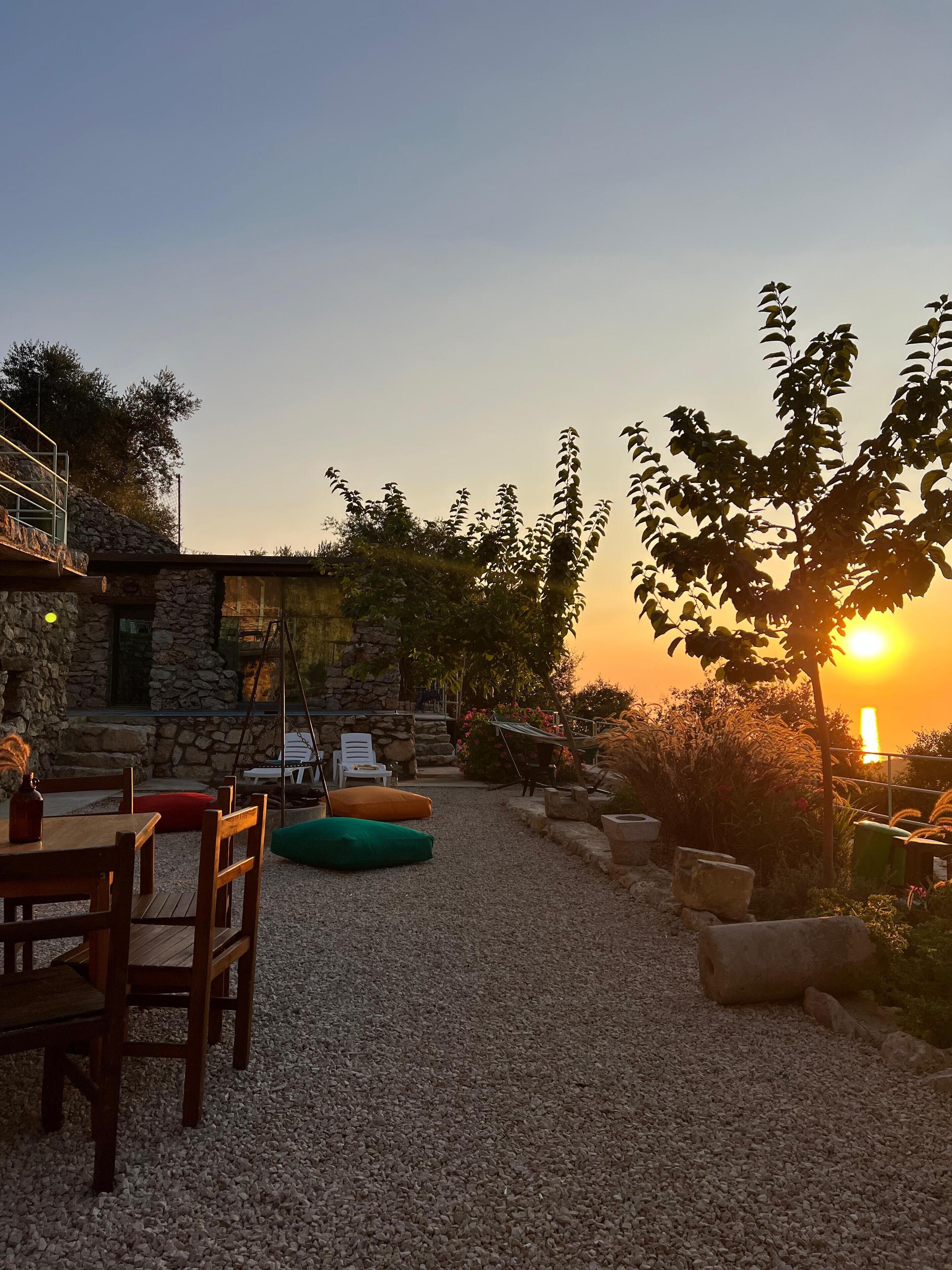 Comfort Chalet | Front of property