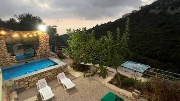 Mặt tiền nơi lưu trú