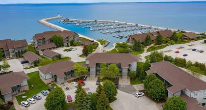 Lighthouse Point Collingwood Fully Furnished 2 Bed, 2 Bath with Water Views!