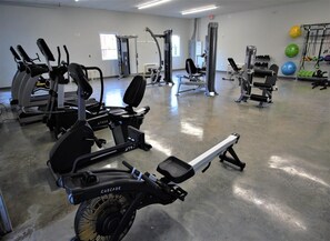 Fitness facility - Landing | Spectacular 1BD, Gym (Birmingham)