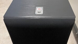 A black, square-shaped speaker with a JBL logo on the top. - House close to Roskilde Center (Roskilde)