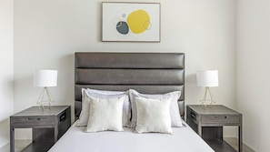 1 bedroom, desk, iron/ironing board, WiFi