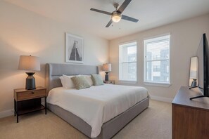 1 bedroom, desk, iron/ironing board, WiFi