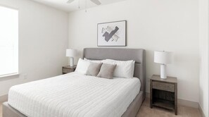 1 chambre, bureau, fer et planche à repasser, Wi-Fi