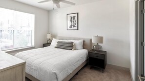 1 Schlafzimmer, Schreibtisch, Bügeleisen/Bügelbrett, WLAN