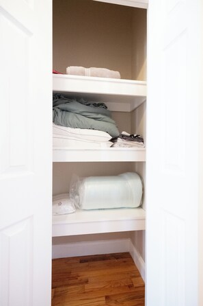 Apartment, 2 Bedrooms | Interior - Parkside Haven Stylish 2BR Apt With Laundry & Elevator (New York)
