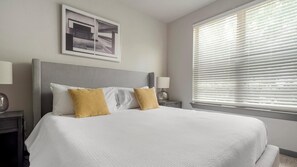 1 chambre, bureau, fer et planche à repasser, Wi-Fi