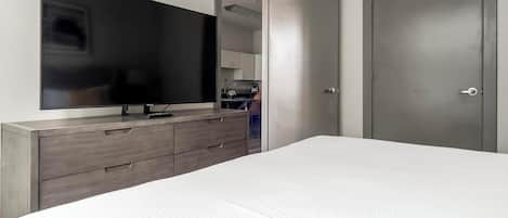 1 chambre, bureau, fer et planche à repasser, Wi-Fi