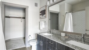 Bathroom - Landing | Modern 2BD, Pool, Clubhouse (McKinney)