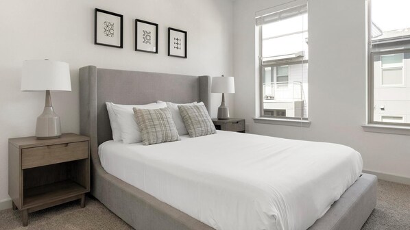 1 bedroom, desk, iron/ironing board, WiFi
