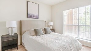 2 quartos, escrivaninha, ferros/tábuas de passar roupa, Wi-Fi