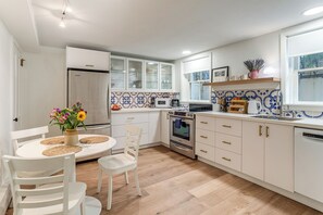 Fridge, microwave, stovetop, dishwasher - Walkable Apt w/ Off-Street Parking in Cheesman! (Denver)