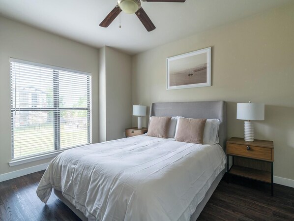 1 bedroom, desk, iron/ironing board, WiFi
