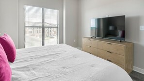 1 Schlafzimmer, Schreibtisch, Bügeleisen/Bügelbrett, WLAN