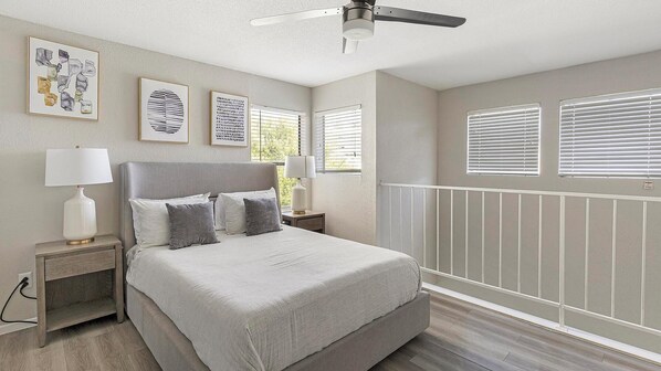 1 chambre, bureau, fer et planche à repasser, Wi-Fi