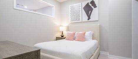 1 室のベッドルーム、デスク、アイロン / アイロン台、WiFi