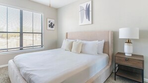 Unclassified image, 2 of 17, button - Landing | Beautiful 1BD, Gym, Pool (Houston)