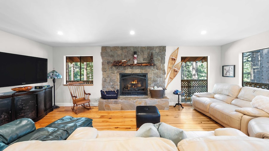 Secluded Incline Village Stay w/ Deck Near Diamond Peak & Lake Cloud 9 and 1/2 by Avantstay