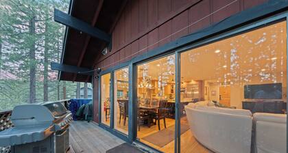 Secluded Incline Village Stay w/ Deck Near Diamond Peak & Lake Cloud 9 and 1/2 by Avantstay