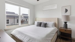 2 chambres, bureau, fer et planche à repasser, Wi-Fi