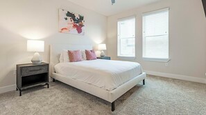 1 bedroom, desk, iron/ironing board, WiFi - Landing | Modern 1BD, Pool, Clubhouse (San Antonio)