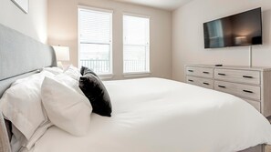 1 bedroom, desk, iron/ironing board, WiFi