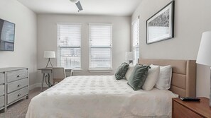 2 bedrooms, desk, iron/ironing board, WiFi