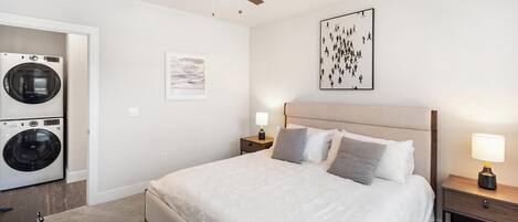 1 bedroom, desk, iron/ironing board, WiFi