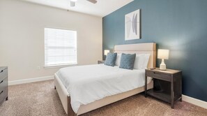 1 habitación, escritorio, tabla de planchar con plancha y wifi 