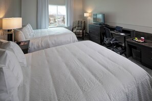 Deluxe Double Room | Blackout curtains, iron/ironing board, free WiFi - Totem Hotel and Suites (Valdez)