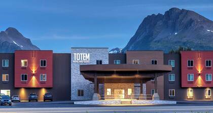 Totem Hotel and Suites