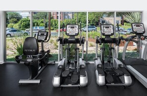 Fitness facility - Landing | Stylish 1BD, Pool, Gym (Austin)