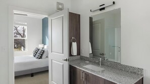 Bathroom - Landing | Beautiful 2BD, Gym, Clubhouse (Garland)