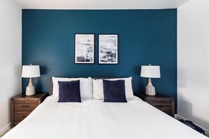 1 bedroom, desk, iron/ironing board, WiFi