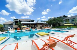 Pool - Landing | Stylish 2BD, Clubhouse, Gym (San Antonio)