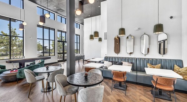 Interior - Landing | Chic 1BD in Brooks Crossing (Kyle)