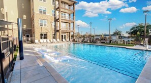 Pool - Landing | Amazing 1BD, Clubhouse, Yoga Studio (Conroe)