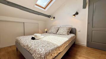 3 dormitorios, tabla de planchar con plancha, wifi y ropa de cama