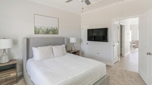 1 bedroom, desk, iron/ironing board, WiFi