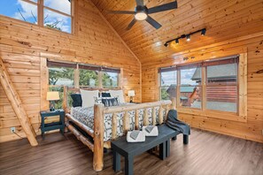 2 bedrooms, iron/ironing board, WiFi, bed sheets - OMG VIEWS! Gameroom~Hotub~Outdoor Pool~ Suana (Sevierville)
