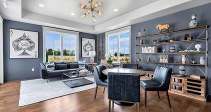 Landing | Incredible 1BD, Courtyard, Pool