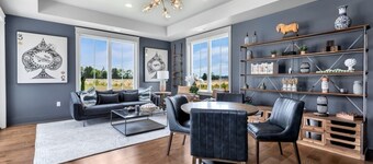 Landing | Stylish 1BD, Courtyard, Clubhouse