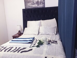 3 chambres, fer et planche à repasser, Wi-Fi, draps fournis