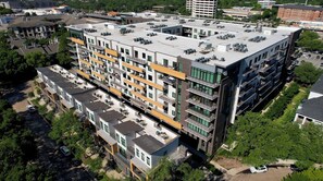 Exterior - Landing | Incredible 2BD, Tennis Court, Pool (Houston)