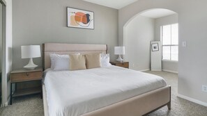 2 chambres, bureau, fer et planche à repasser, Wi-Fi