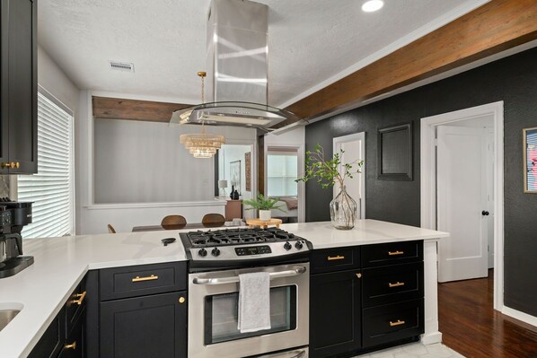 Microwave, oven, stovetop, dishwasher