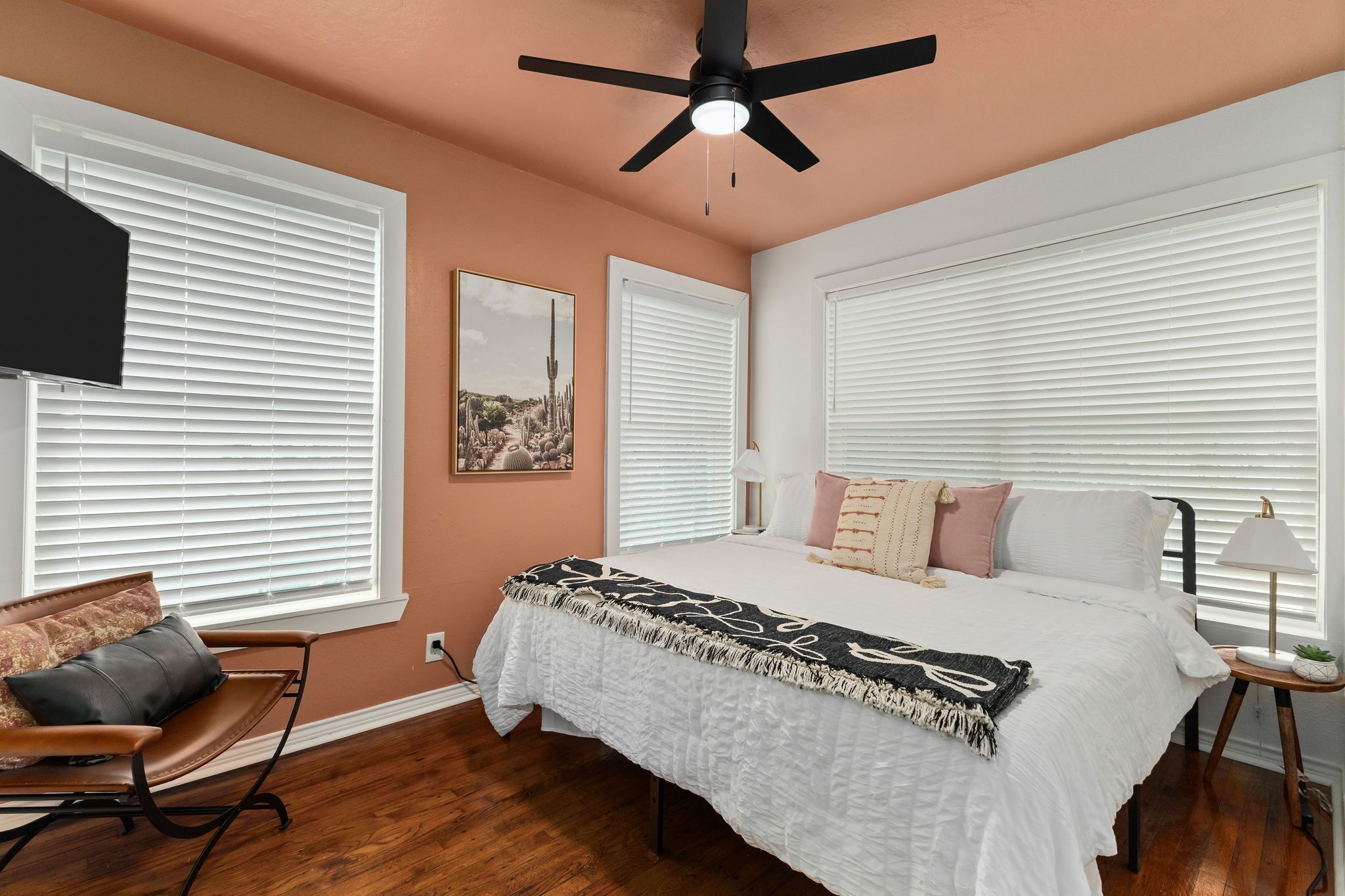2 bedrooms, Internet, bed sheets