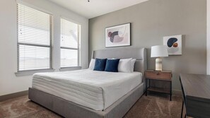 1 bedroom, desk, iron/ironing board, WiFi